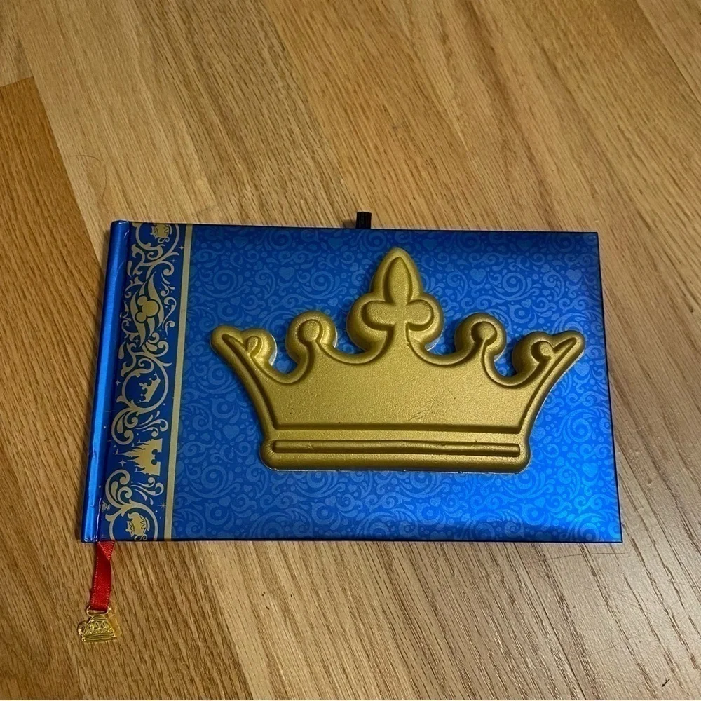 Disney Cruise Line Plush Picture Signature Autograph Book Gold Blue Princess